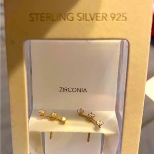 NWT Sterling Silver 925 Gold Plated Earrings Zirconia “I Am” Brand.